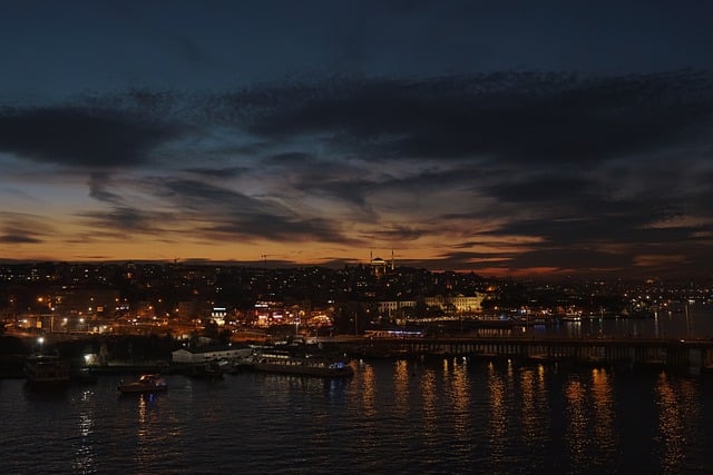 İstanbul Bilişim Neden Kapatılmıyor?